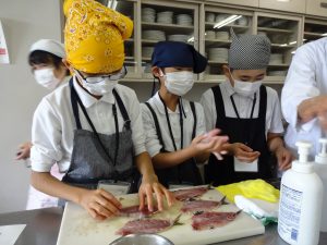 イワシの手開き