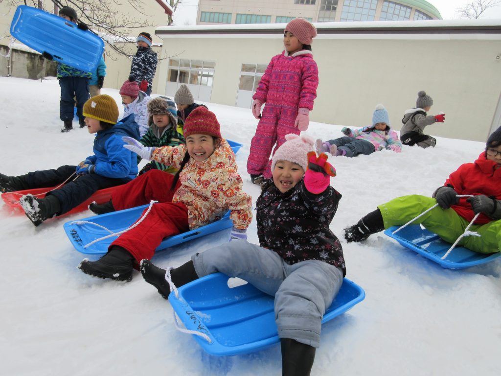 雪遊びは最高!