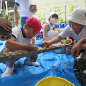 お山の学校・北陸小学校ならではの3年生の総合学習