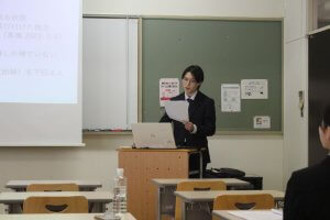 社会学科４年生【卒業論文・専門ゼミⅡレポート報告会】を実施しました。